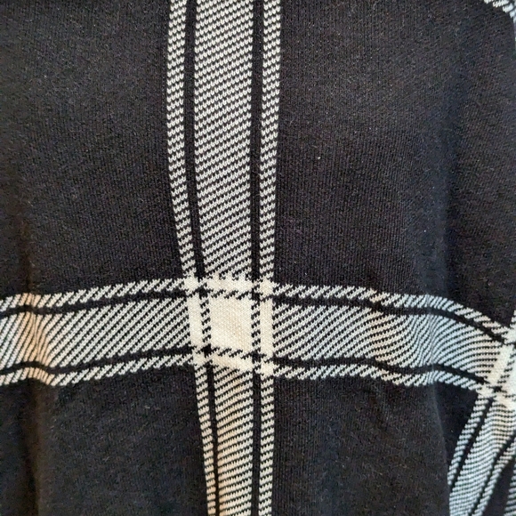 Women's plaid Banana Republic sweater size XL - Picture 3 of 14